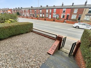 Front Garden- click for photo gallery